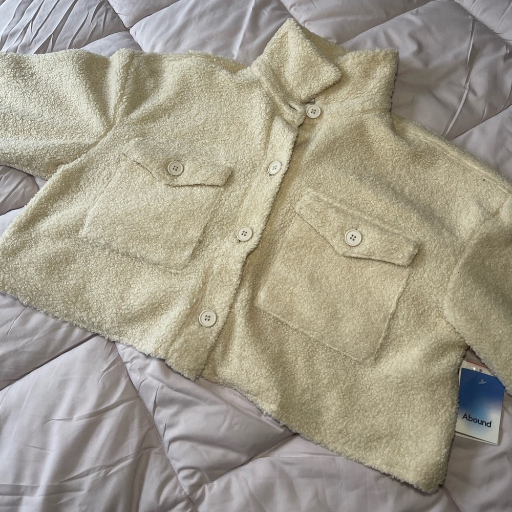 Cropped sherpa fleece jacket